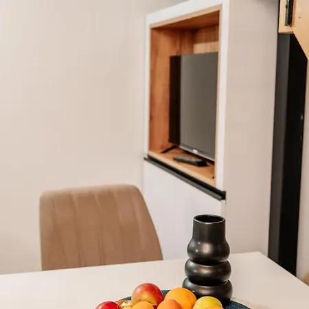 Apartament Std Koreni