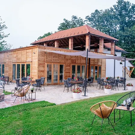 Apartament Std Koreni Trsic